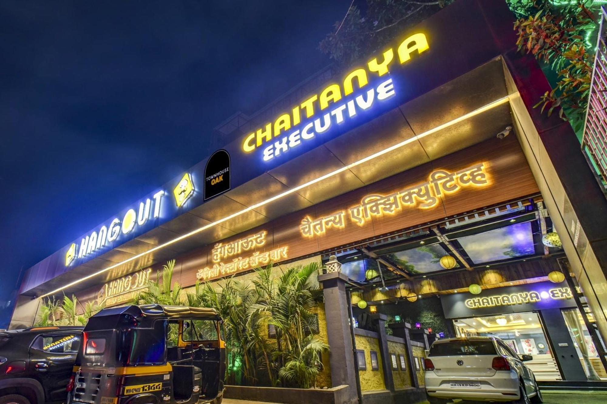 Townhouse Oak Hotel Chaitanya Executive Near Fun Time Multiplex Pune Eksteriør bilde