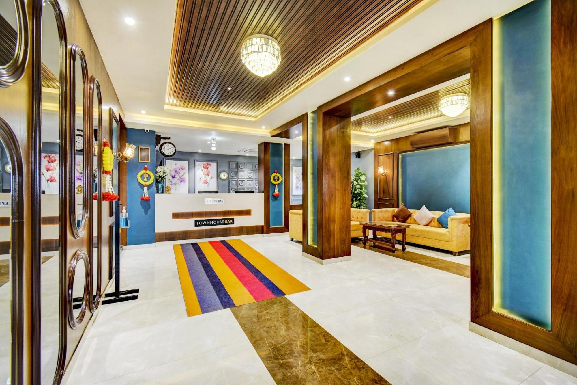 Townhouse Oak Hotel Chaitanya Executive Near Fun Time Multiplex Pune Eksteriør bilde