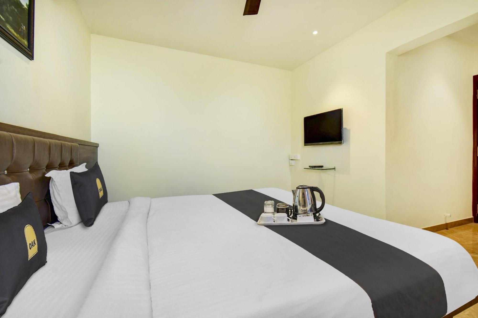 Townhouse Oak Hotel Chaitanya Executive Near Fun Time Multiplex Pune Eksteriør bilde